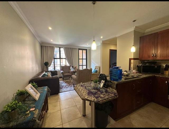 1 BEDROOM PROPERTY TO RENT IN NEWLANDS